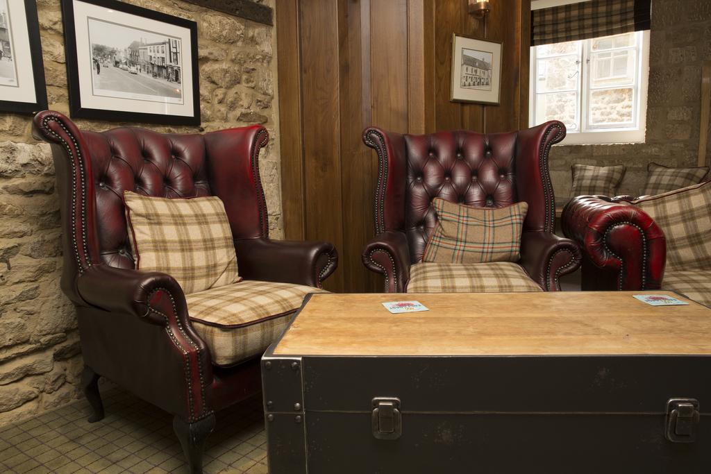 The Golden Pheasant Hotel Burford Exterior photo